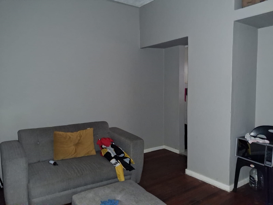 1 Bedroom Property for Sale in Quigney Eastern Cape